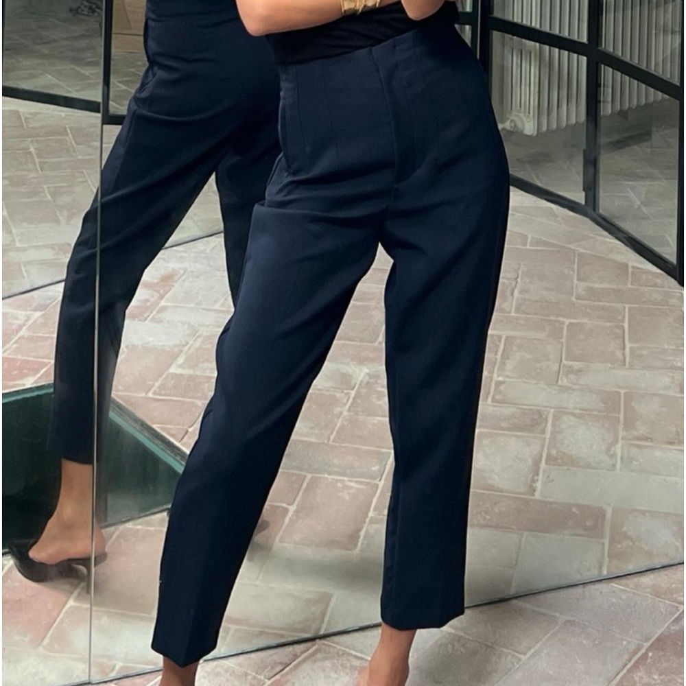 Pants with high waist